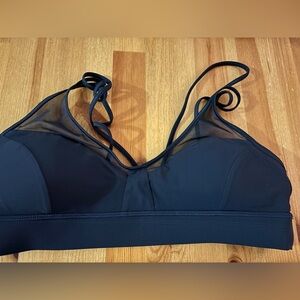 Lululemon Anew mesh bra new - size 8 true navy